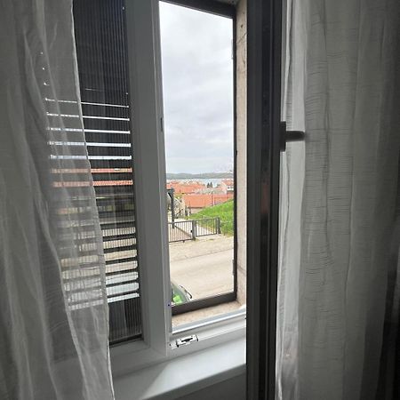 Apartment Arena Pula Luaran gambar