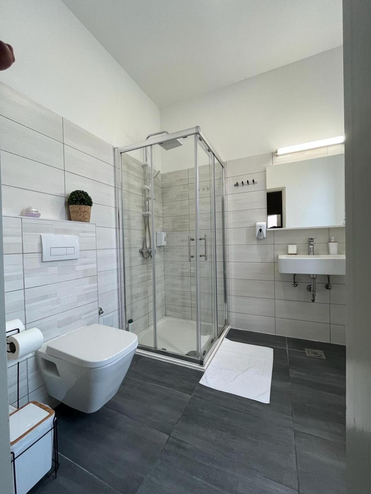 Apartment Arena Pula Luaran gambar